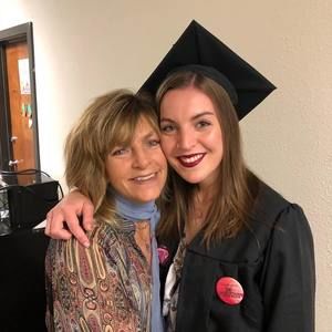 Meet your Posher, Leora